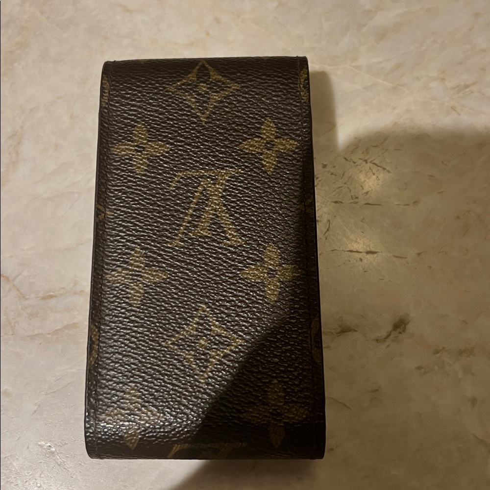 Louis Vuitton Brown Monogram Key Holder - Picture 5 of 6